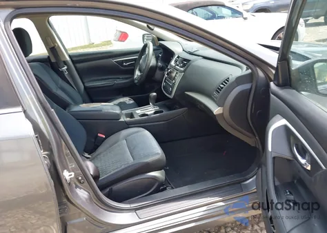 2016 Nissan Altima 2.5/2.5 S/2.5 Sl/2.5 Sr/2.5 Sv из США, поврежденный, VIN 1N4AL3APXGN335441